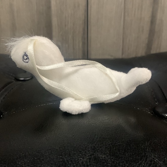 Precious Moments Tiny Tender Tails White Baby Seal Plush Beanie Ornament & Tag - Picture 5 of 8